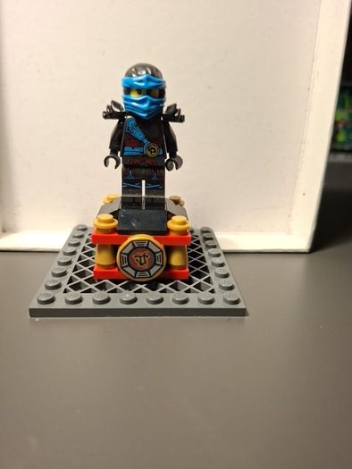 LEGO Nya - Hands of Time Minifigure
