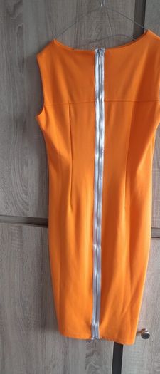 Quality dress Orange back zip Fit size SM m New