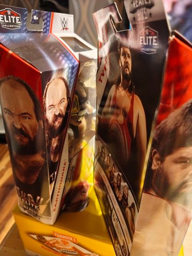 Wwe elite Earthquake and Typhoon 'The Natural Disasters' greatest hits series