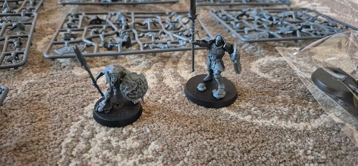 warhammer fantasy 24 miniatures NOS