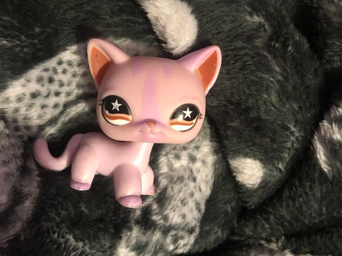 Littlest pet shop cats
