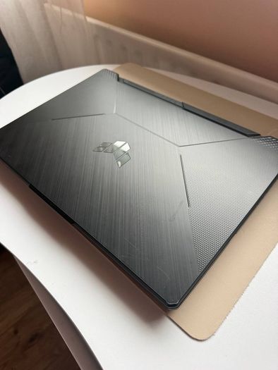 Gaming laptop