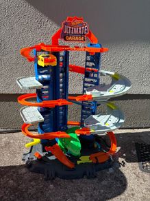 Hot Wheels Ultimate Garage