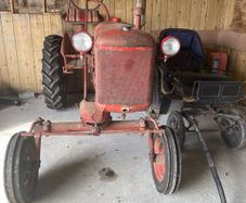 Farmall Cub International Tractor