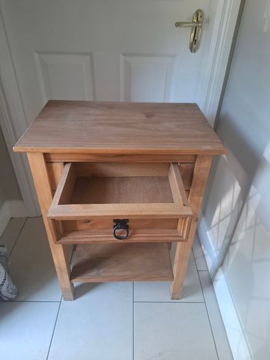 Display unit and Console Table