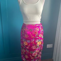 Oriental skirt. Size S