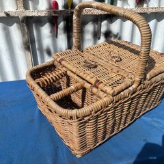 Vintage picnic basket
