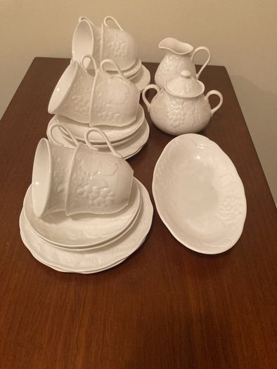 Teaset, Vintage, Wedgewood Strawberry & Vine