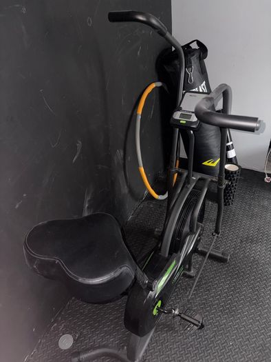Assault bike