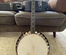 Vega Little Wonder Tenor Banjo 4 string