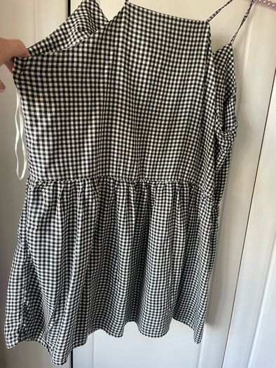 top Bnwt black & white peplum top size 12