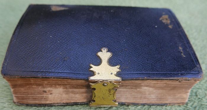 Antique 1852 Holy Bible New And Old Testaments