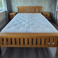 Queen (Super King) Oak Bed