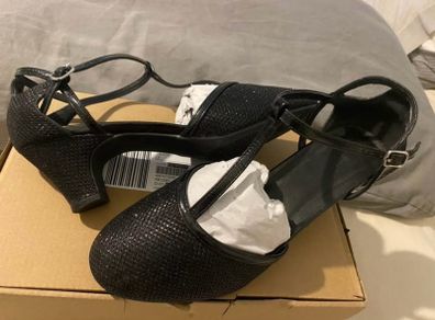 Ladies Shoes