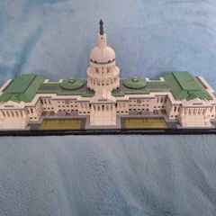 Lego 21030 - United States Capitol Building - Completed