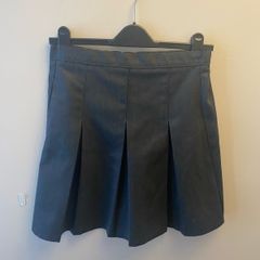 M&S grey skirt (as new) age 10