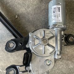 Volkswagen Golf MK 7 Rear Wiper Motor