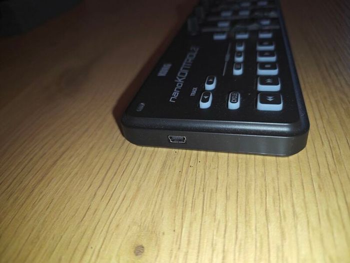 Korg Nanokontrol 2