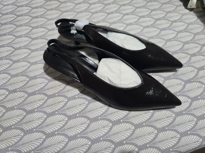 Ladies shoes