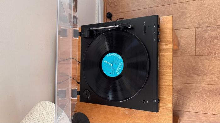 Audio-Technica AT-LP60XBT Bluetooth Turntable