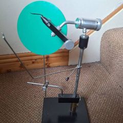 fly tying vice