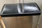 Kitchen bin