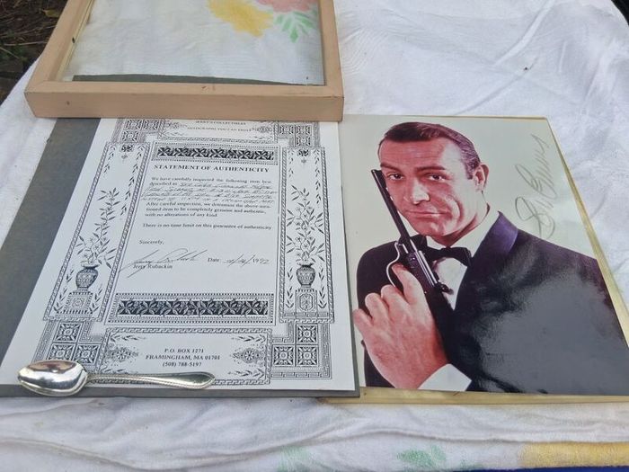 Sean Connery Signed photo(With C.O.A)