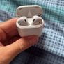 Apple air pods Image 2