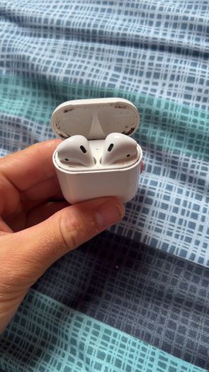 Apple air pods