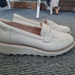 White ladies clarks summer shoes