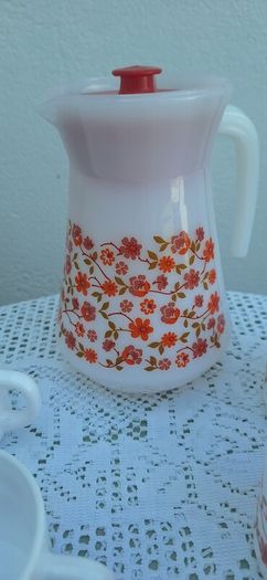 Vintage  1970s Arcopal France Milk Glass Jug and Cups Set
