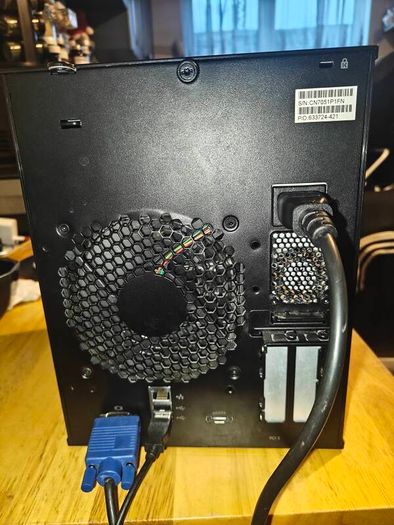 HP ProLiant MicroServer N36L