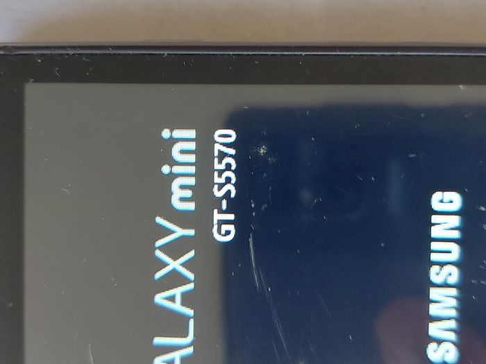 Samsung Galaxy Mini, Model No. GT-S5570, in excellent working condition