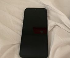 Samsung galaxy s24 SIM LOCKED