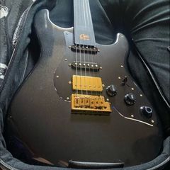 Electric Guitar Stratocaster Mooer GTRS Standard 900 W  Electric Guitar with Integrated GTRS Intelligent multi effects Process System and Wireless Transmitter