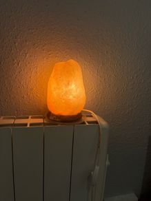 Himalayan salt lamp