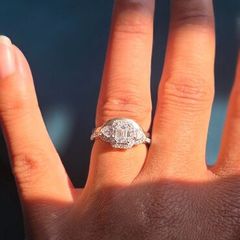 18ct White Gold Diamond Engagement ring set