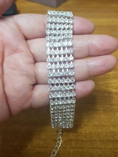 Elegant bracelet
