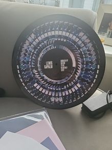 Lewis Capaldi blood records broken by desire to be heavinly sent vinyl zootrope blood records limited to 5000.plus keyring