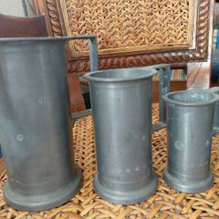 Antique French solid pewter measuring tankards Fleurs de lys complete set