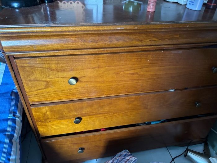 double sleigh bed and matching bedroom suite