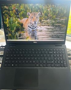 Dell Latitude 3520 Laptop