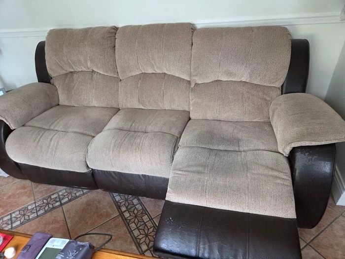 Recliner couch