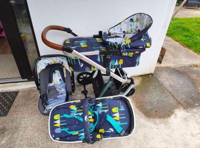 Cosatto pram bundle