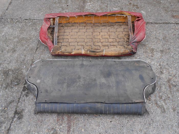 2.Old Classic Car Rear Seats.