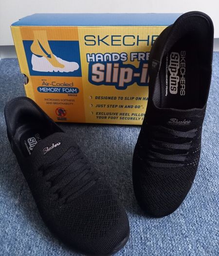 Skechers Black Sneakers Size 5.5