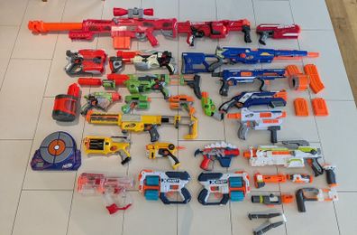 Nerf Guns