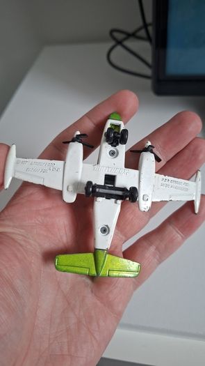 Vintage 1974 Matchbox Lesney Prod Cessna 402 Plane