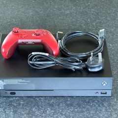 Xbox One X 1TB