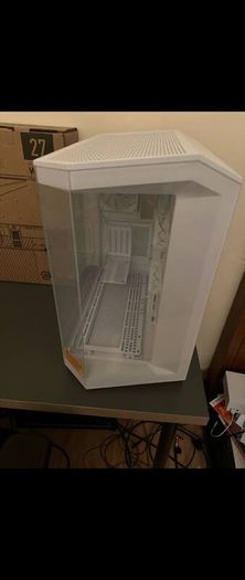 Msi Mag Pano 100r Pz Pc Case-never Used